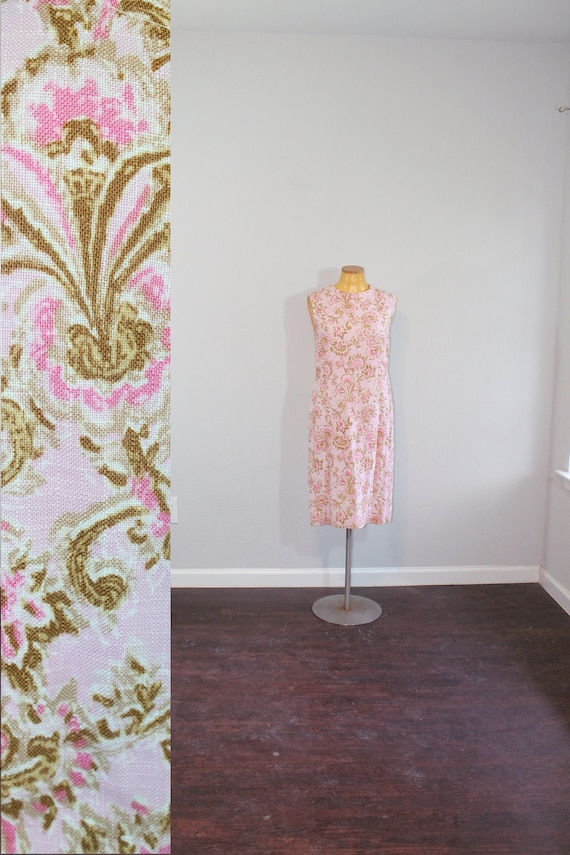 1960s Pink Floral Woven Shift Dress // Small to M… - image 1