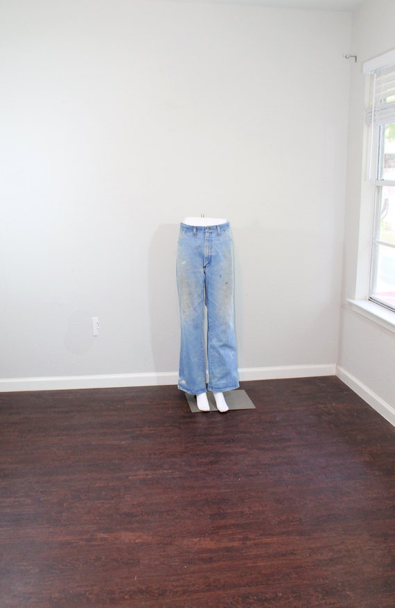 1990s Men's Distressed Wrangler Straight Jeans //… - image 1