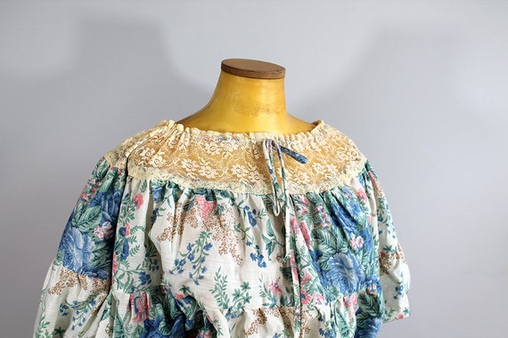 1970s Cottagecore Two Piece Blouse and Skirt Matc… - image 3