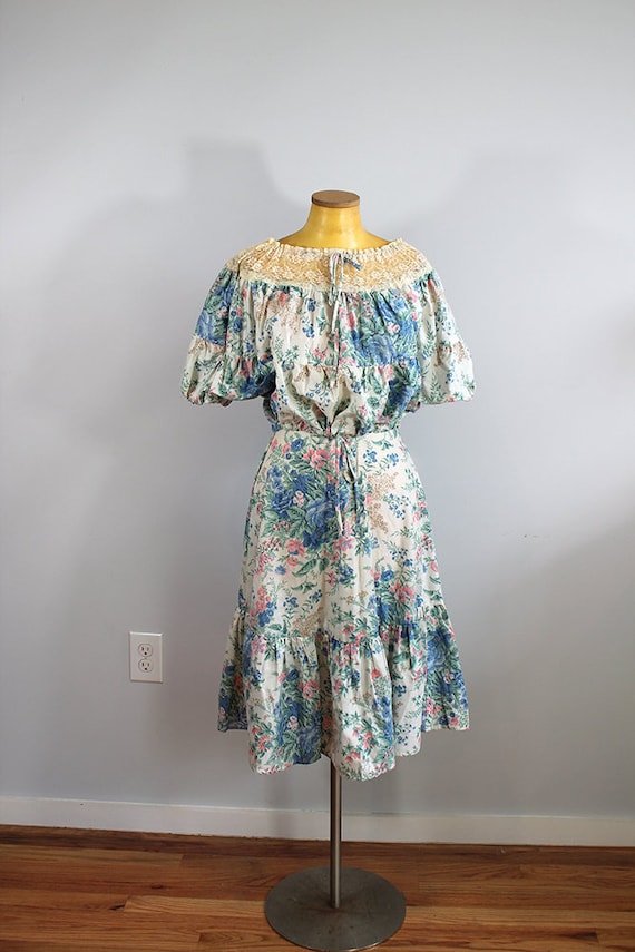 1970s Cottagecore Two Piece Blouse and Skirt Matc… - image 1