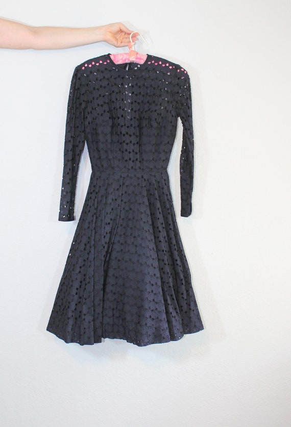 1950s Black Eyelet BOWS Party Dress // New Look /… - image 2
