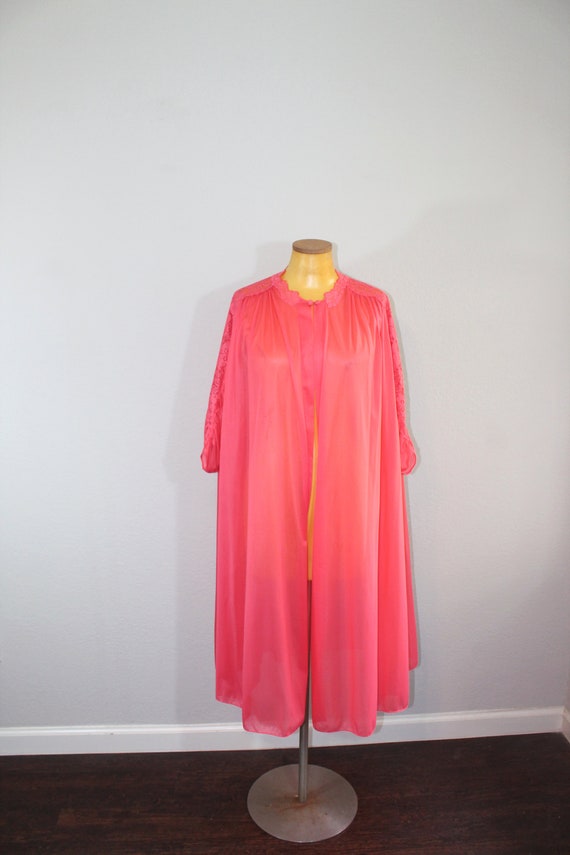 1960s Vanity Fair Short Red Robe // One Size - image 4