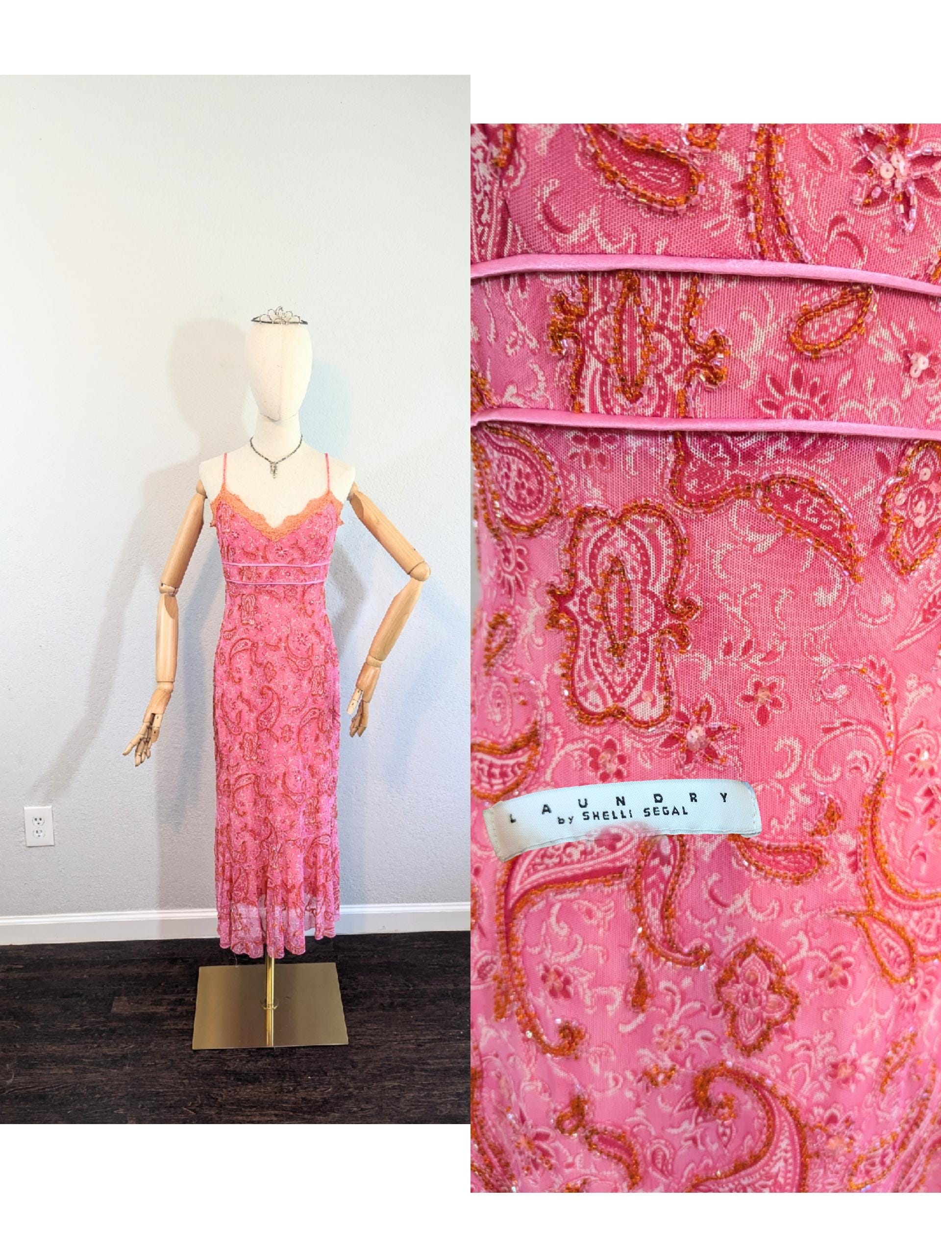 Y2K Laundry by Shelli Segal Pink Beaded Paisley Print Slip