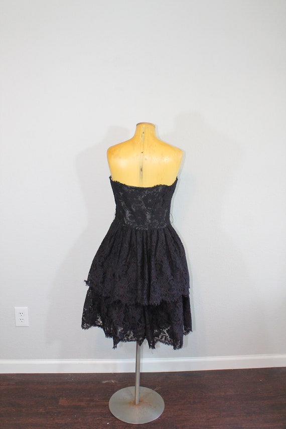 1980s Victor Costa Black Lace Strapless Bustled P… - image 4