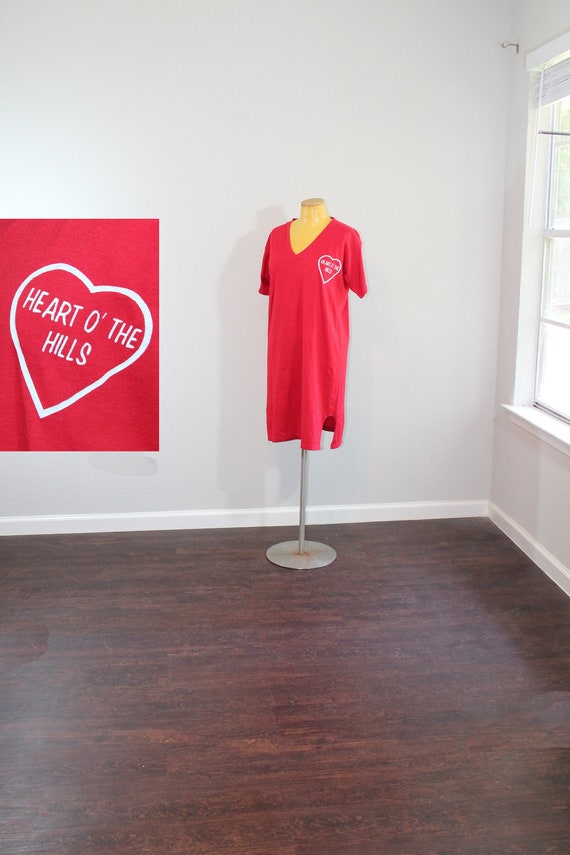 1980s Red Heart O' The Hills Tunic Tee // Medium