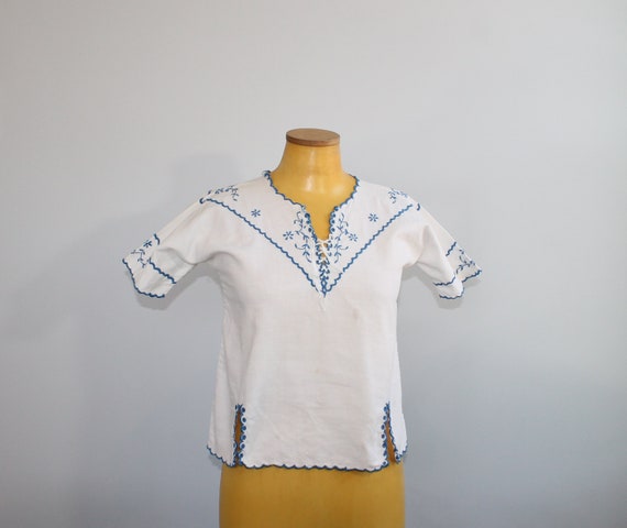 1930s White European Folk Blouse // Extra Small