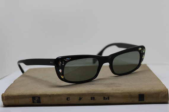 1950s Cat Eye Sunglasses with Rhinestones