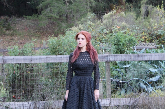 1950s Black Eyelet BOWS Party Dress // New Look /… - image 8