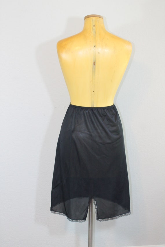 1960s Black Lace Half Slip // Small Gem