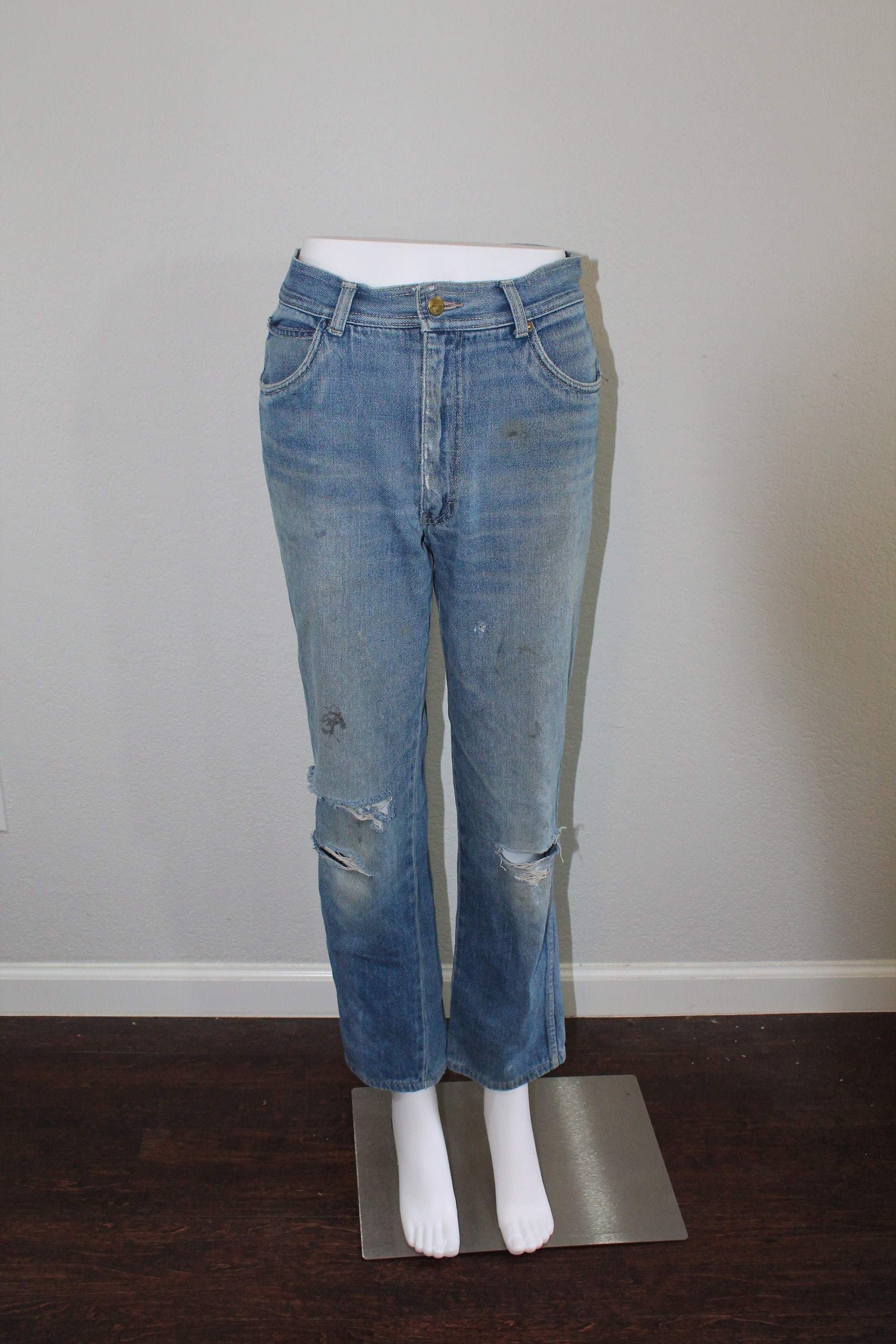 1990s Bonzai Distressed Straight Leg High Waisted Jeans