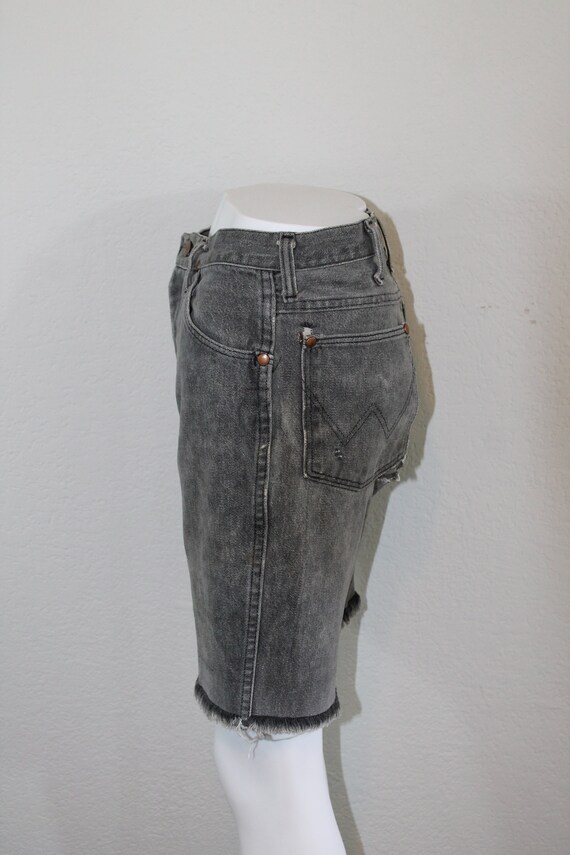 1970s Black Wrangler Cut-Off Distressed Jean Shor… - image 9