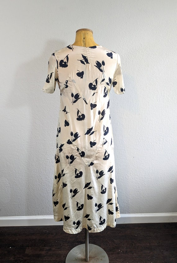 1930s Cream Silk Tulip Print Dress // Small - image 5