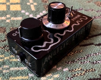 Atari Punk Console drone/noise synth