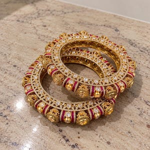 Ruby Red Kundan Bangles Set of 2, Gold Tone Polki Style Kada, Traditional Indian Bridal Bangles, Statement Wedding Jewelry, Festive Gift