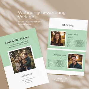 Puede incluir: Plantilla de documento de solicitud de alquiler de dos páginas. La página izquierda tiene el título "BEWERBUNG FÜR DIE" y una foto familiar. La página derecha tiene el título "ÜBER UNS" y fotos de dos personas.