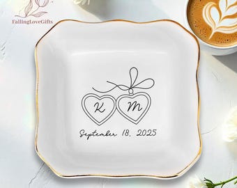 Personalized Locked Ring Dish, Wedding Gift for Couple, Engagement Gift, Sentimental Gift for Bride, Engagement Ring Holder, Bridal Shower