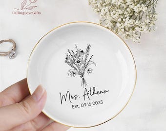 Engagement Gift, Personalized Ring Dish, Bridal Shower Gift,Anniversary Gift, Wedding Gift, Mrs Engagement Bride Jewelry Holder Trinket Dish