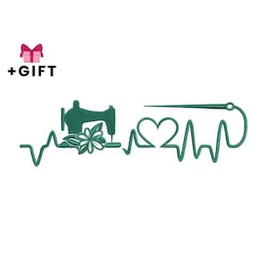 Puede incluir: Un gráfico de color verde azulado que presenta una máquina de coser, una flor, un corazón y una aguja con hilo, todos conectados por una línea de latidos. Una caja de regalo rosa con un lazo y el texto "+REGALO" están en la esquina superior izquierda.
