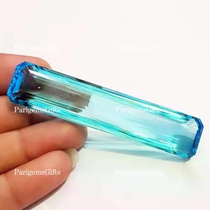 160 Ct Sky Blue Color Aquamarine Glass Field Gemstone Baguette Loose Gemstone