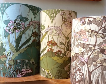 Lovely 70s Cottage Core Lampshade In Country Meadow Bardfield Moygashel Vintage Fabric