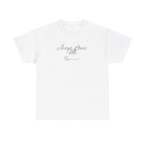 Women's Gildan T-Shirt Jesus Loves Me