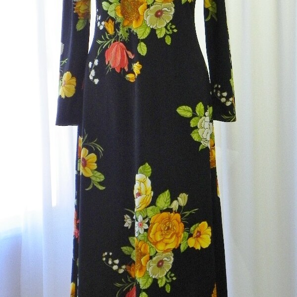 60s Designer Mister Robert Long Dress Black Keyhole Opening Mint