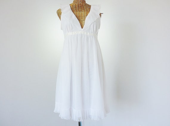 Evette Peignoir Set Bridal White 60s Robe Nightgo… - image 2