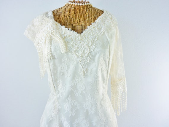 Vintage Tassle Lace Wedding Dress Sheer Lace Seev… - image 1