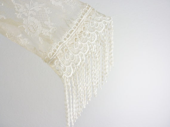 Vintage Tassle Lace Wedding Dress Sheer Lace Seev… - image 7