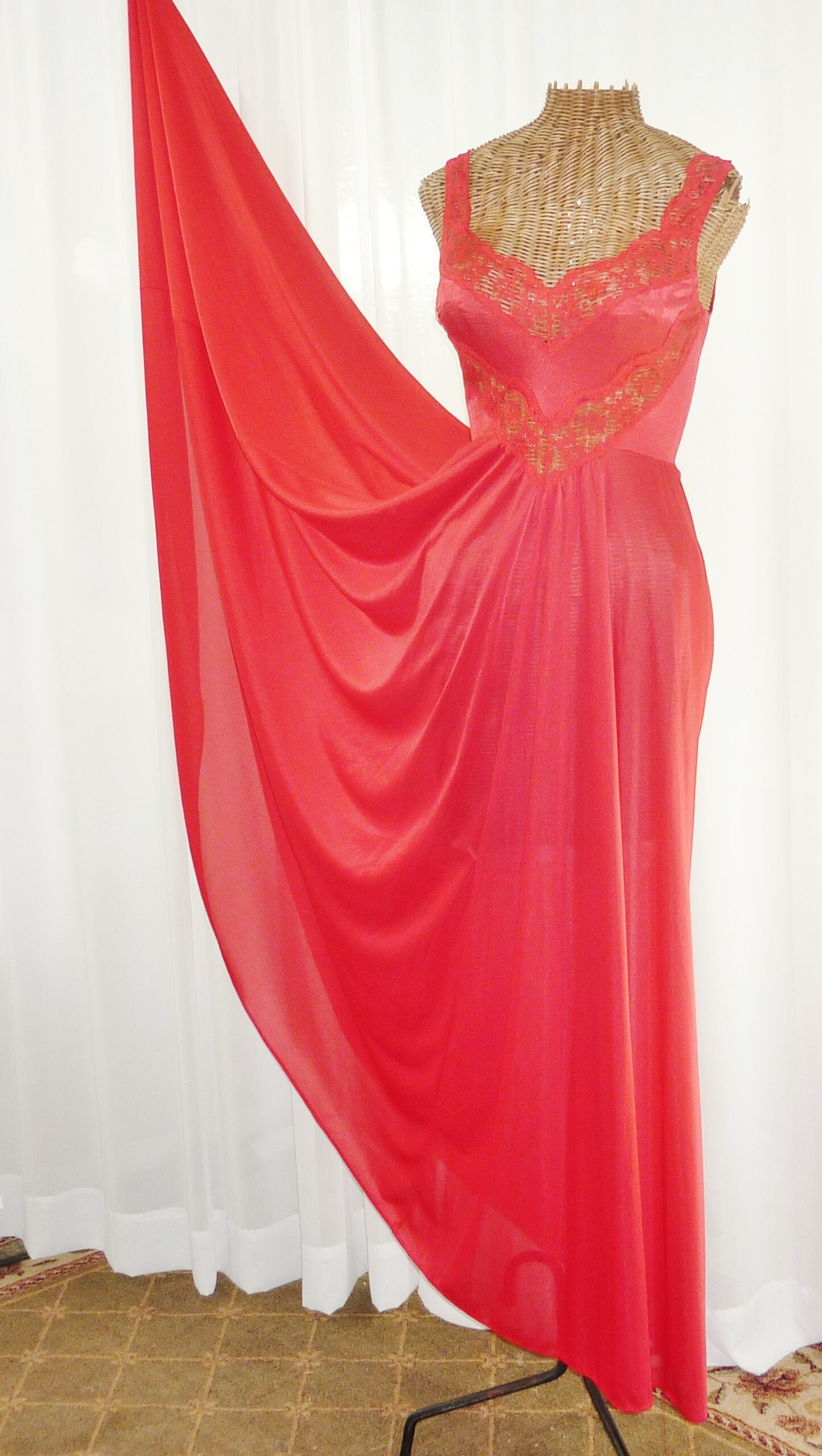 VTG OLGA BEIGE No seam Bodysilk Soft bra Night Gown Full Slip Lingerie 34B  $29.04 - PicClick