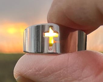Silver coloured Cross Faith Ring