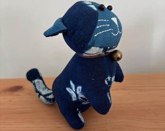 Handgemachte Indigo Stoff Katze