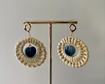 Indigo Stoff Boho Rattan Ohrringe