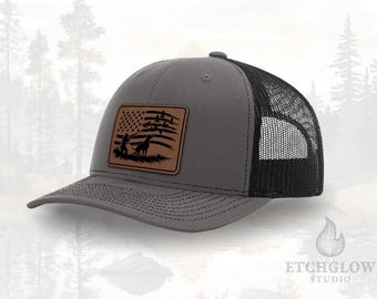 Duck Hunting Scene with Dog & American Flag – Leatherette Patch Trucker Hat
