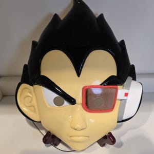 Vintage 1999 Plastic Dragon Ball Z Vegeta Halloween cosplay mask