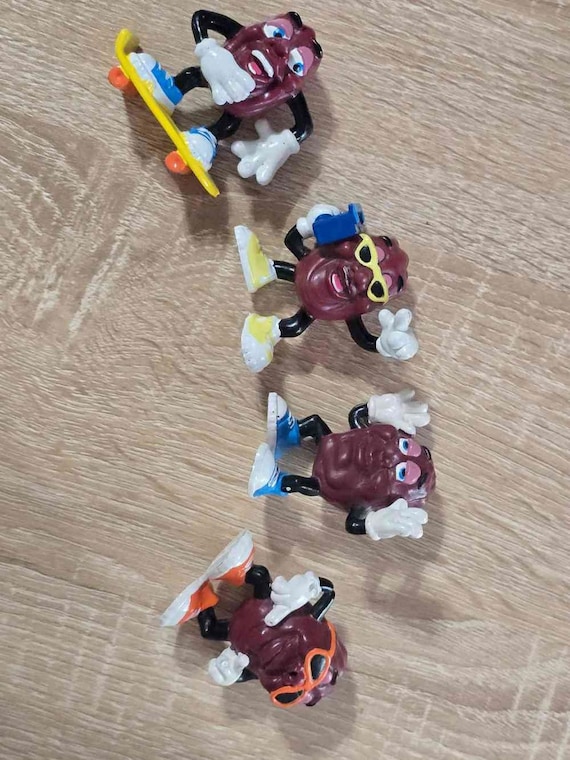 カリフォルニアレーズン4体セット カリフォルニアレーズン24枚全種