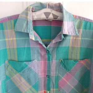1990s Vintage Short Sleeve pastel plaid Shirt Size Large Button down soft worn cotton