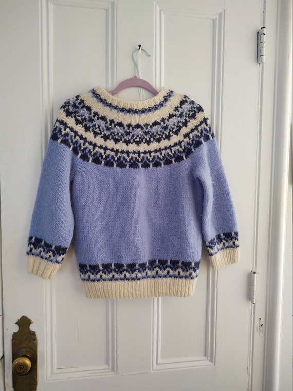 Hand Knit Pull Over Sweater Small Wide Yoke Vinta… - image 1