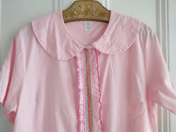 short sleeve modern peter pan blouse