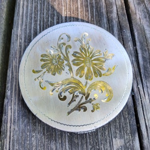 Mirrored Compact Large 4 Inch Diameter With Mesh Powder Cover