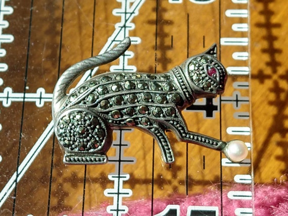 Vintage Marcasite Pave Kitty Cat with Pink Garnet… - image 6