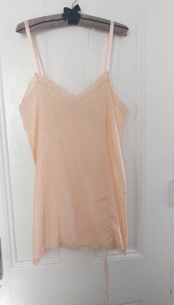 Silky Pink Nighty with Tiny Floral Focal Point 40… - image 4