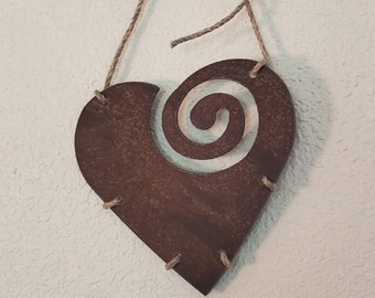 Cuore rustico avvolto nell'amore, decorazione personalizzata in spago di metallo, regalo romantico in acciaio
