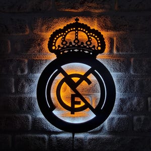 LED Lighted Real Madrid Sign, Stylish Illuminated Wall Decor for Football Lovers, Real Madrid Fans Unique Birthday Gift, Best Christmas Gift