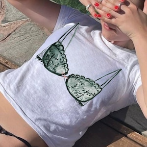 Y2K Lace Bra Illusion Baby Tee: Edgy Retro Crop Top