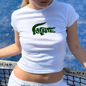 Crocodile Baby Tee, Text Shaped Like, Funny Y2K Graphic Cropped Tee for Girls, Ironic Designer-Inspired Streetwear Top