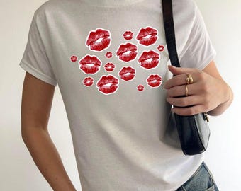 Y2K Lipstick Kisses Baby Tee - Graphic Crop Top