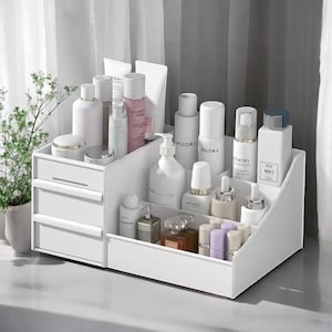 Plastic makeup drawer organizer for dorms or vanities. Store cosmetics, skincare, or stationery neatly on your desktop or dressing table.