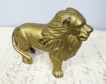 Vintage LION Cast Iron Still Bank A. C. Williams Gold Penny Bank Right Facing Tail