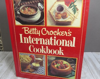 Vintage Betty Crocker International Cookbook Hardback 1980 50 Countries Recipes
